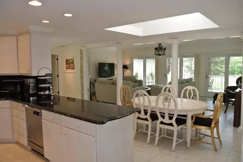 42 Fairway Ln, Mashpee, MA 02649 photo 6