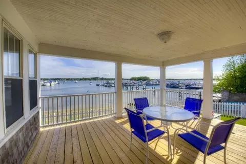 1 Maple Ave, Buzzards Bay, MA 02532 photo 2