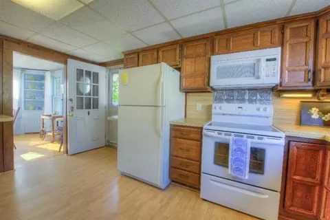 1 Maple Ave, Buzzards Bay, MA 02532 photo 20