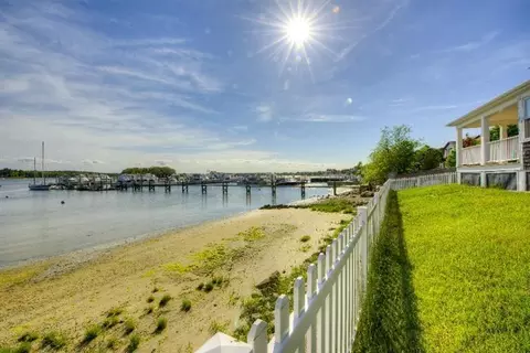 1 Maple Ave, Buzzards Bay, MA 02532 photo 1