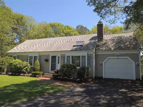 36 Tidal Ln, Hyannis, MA 02601 photo 1