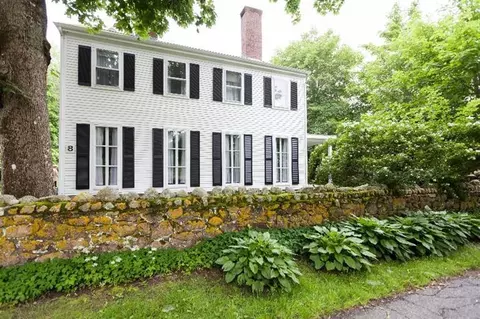 8 Bow Ln, Barnstable, MA 02630 photo 1