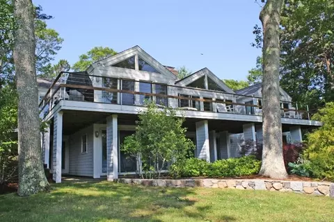 118 Wading Place Rd, Mashpee, MA 02649 photo 4