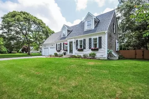 30 Palmer Rd, Mashpee, MA 02649 photo 2