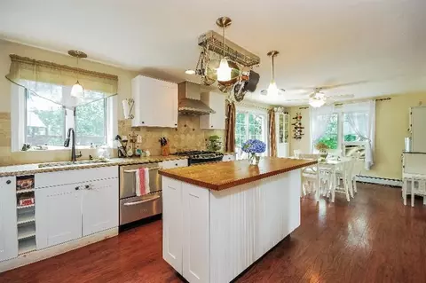 30 Palmer Rd, Mashpee, MA 02649 photo 12