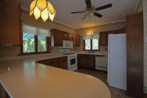 1593 S County Rd, Osterville, MA 02655 photo 6