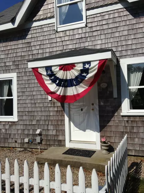 271 Ocean St, Hyannis, MA 02601 photo 18