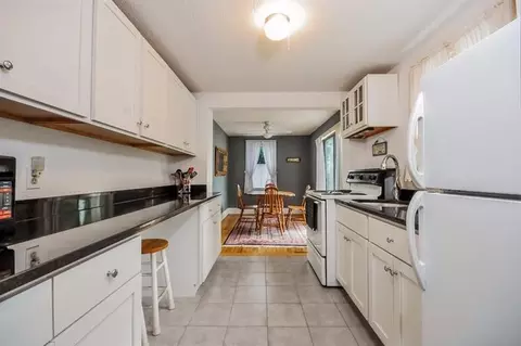 271 Ocean St, Hyannis, MA 02601 photo 7