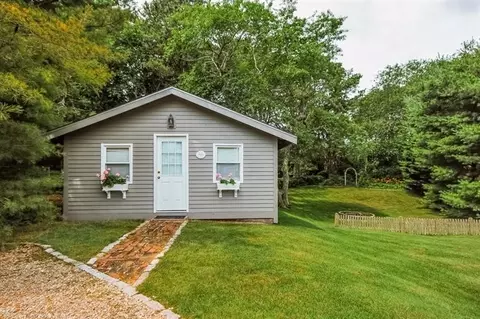 271 Ocean St, Hyannis, MA 02601 photo 14