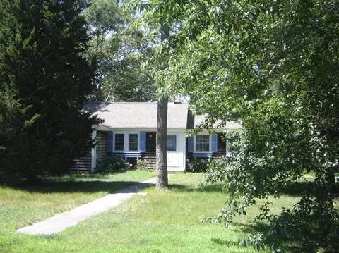 5 Pine Ln, Osterville, MA 02655 photo 2