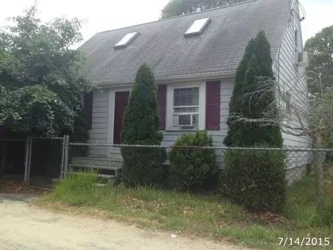 37 Bayview St, Wareham, MA 02571 photo 2