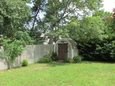 21 Elaine Rd, Hyannis, MA 02601 photo 7