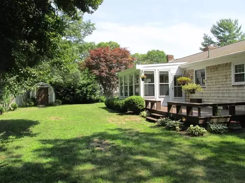 21 Elaine Rd, Hyannis, MA 02601 photo 2