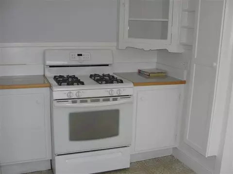 335 Winter St, Hyannis, MA 02601 photo 8
