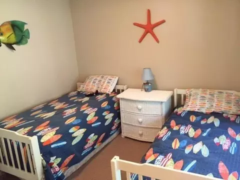 97 Glenneagle Dr, Mashpee, MA 02649 photo 4