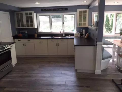 97 Glenneagle Dr, Mashpee, MA 02649 photo 2
