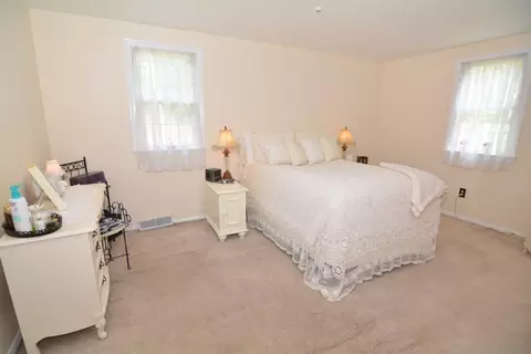 129 Sheaffer Rd, Centerville, MA 02632 photo 9