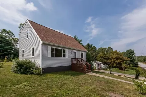 26 Howard Ave, Bourne, MA 02532 photo 2