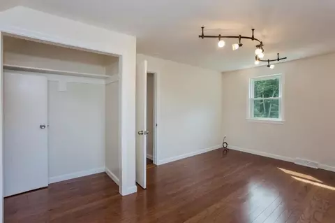26 Howard Ave, Bourne, MA 02532 photo 13