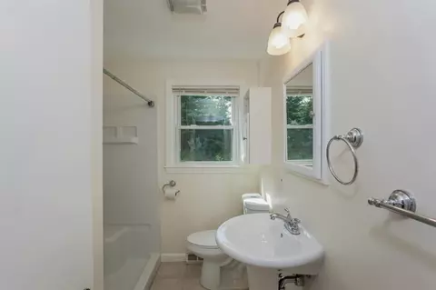 26 Howard Ave, Bourne, MA 02532 photo 9