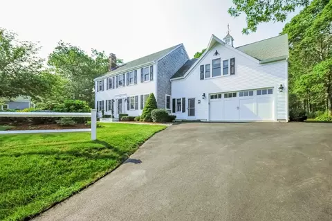 185 Capes Trl, West Barnstable, MA 02668 photo 2