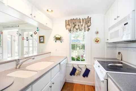 35 Landmark Ave #35, Mashpee, MA 02649 photo 11