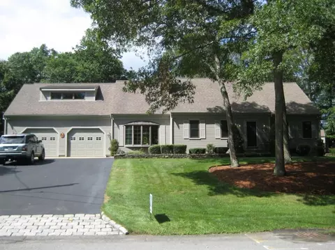216 Ebenezer Rd, Osterville, MA 02655 photo 1