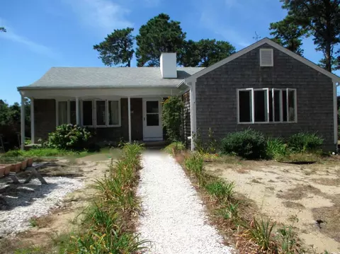 25 Dirks Dr, Eastham, MA 02642 photo 2