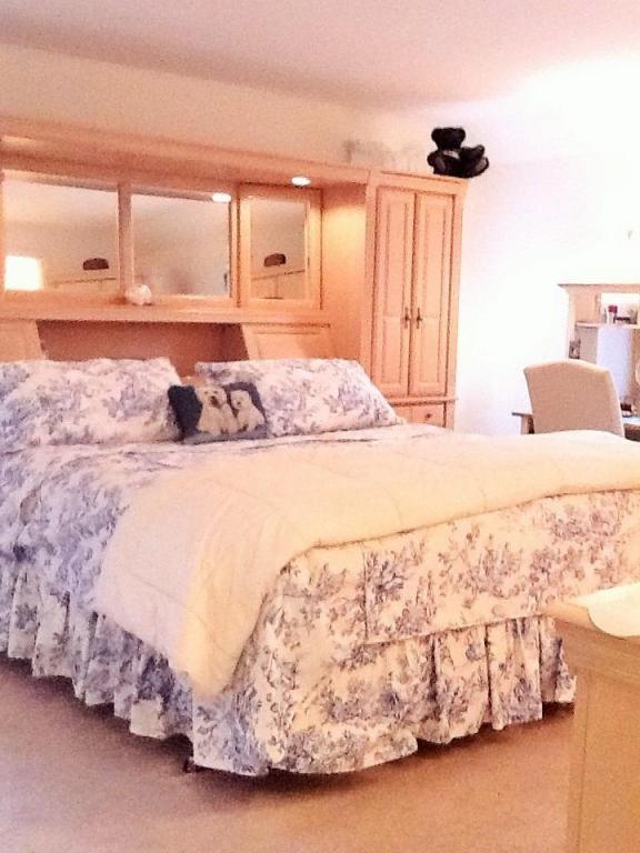 1455 Old Post Rd, Marstons Mills, MA 02648 photo 18