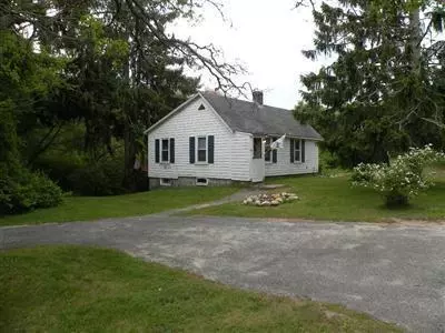 79 Shore Rd, Bourne, MA 02532 photo 1