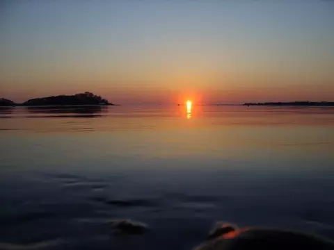 87 Shore Rd, Bourne, MA 02532 photo 4