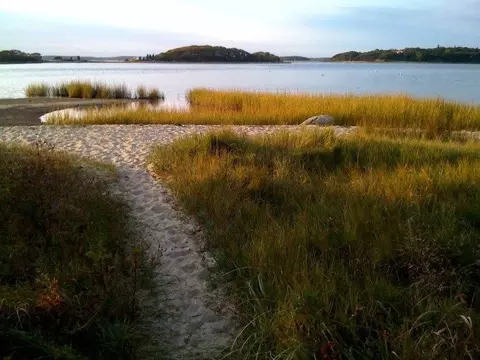 87 Shore Rd, Bourne, MA 02532 photo 2