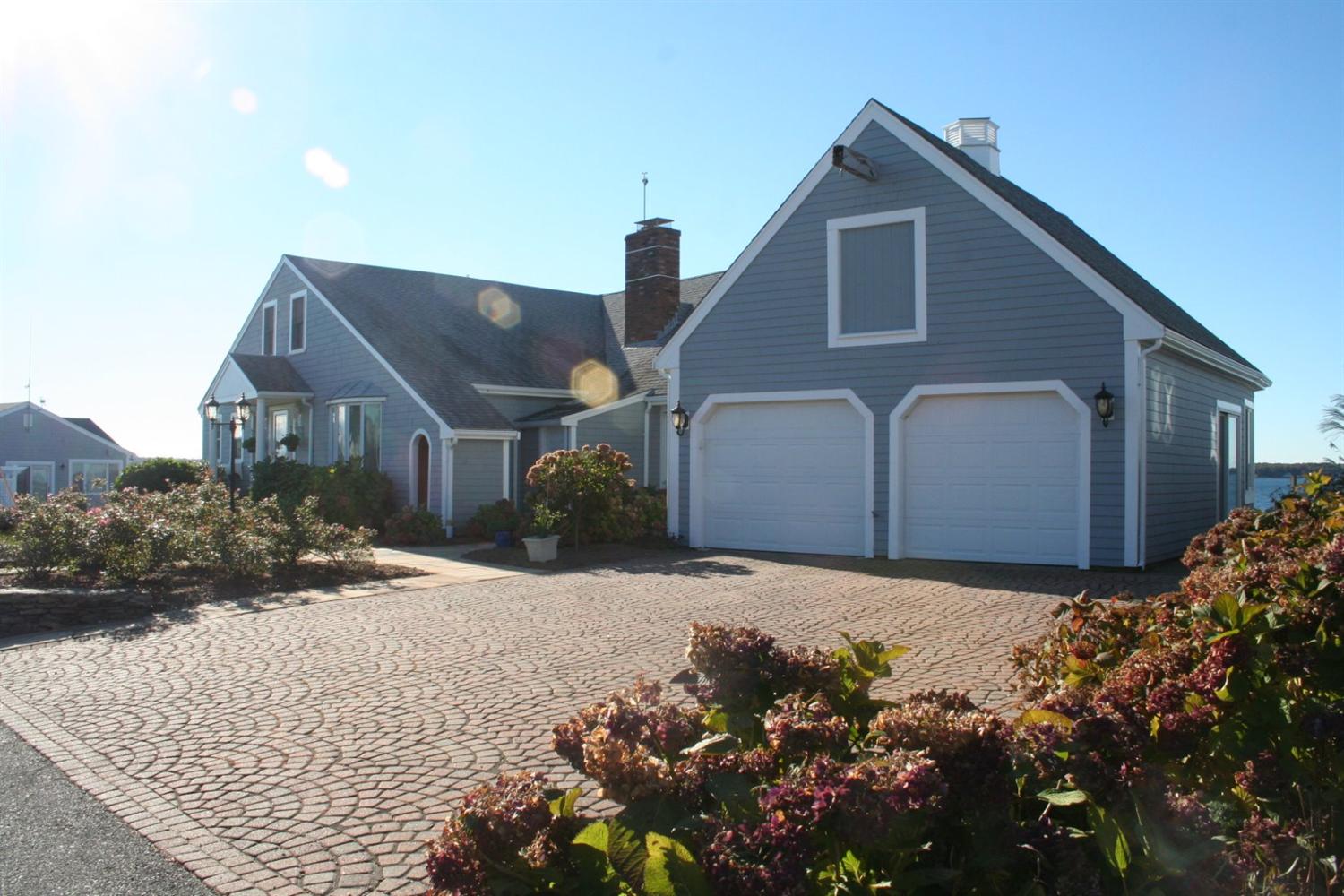 153 Captains Row, Bourne, MA 02532 photo 1