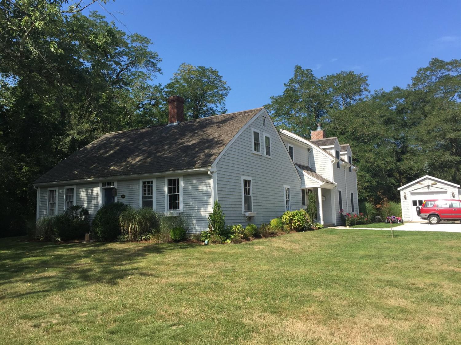 555 Phinneys Ln, Centerville, MA 02632 photo 1