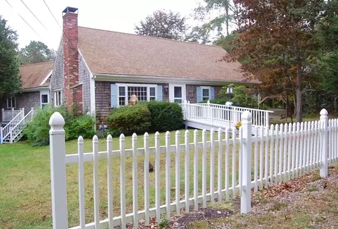 474 Willow St, West Barnstable, MA 02668 photo 1