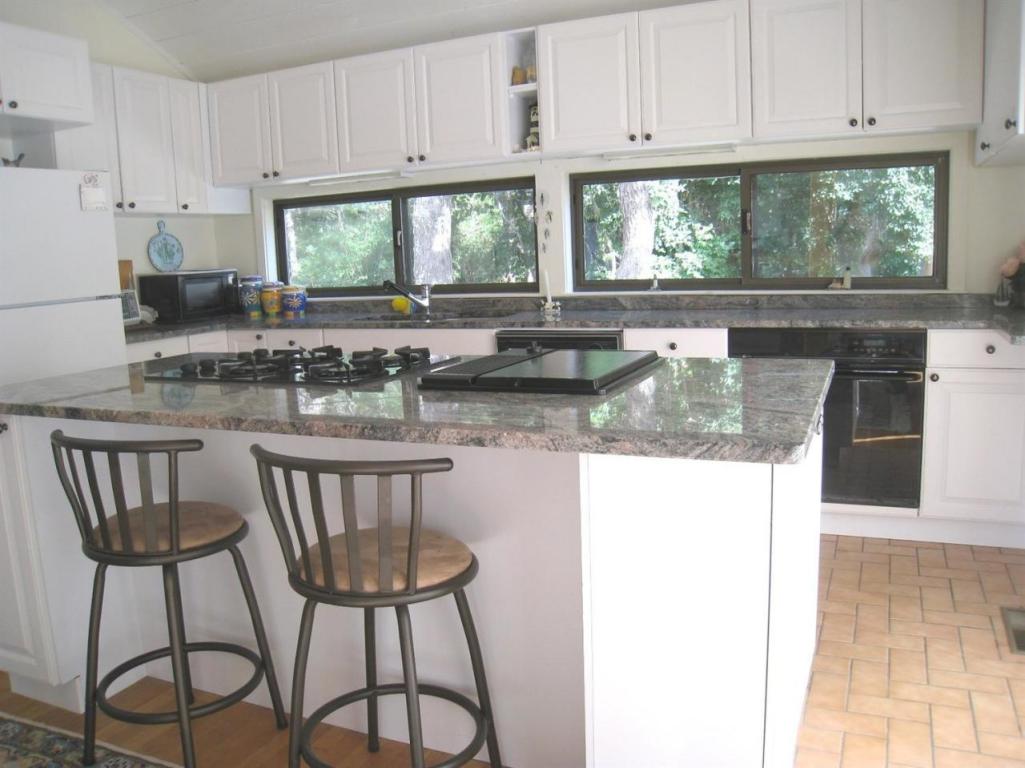 72 Clamshell Point Ln, Cotuit, MA 02635 photo 6