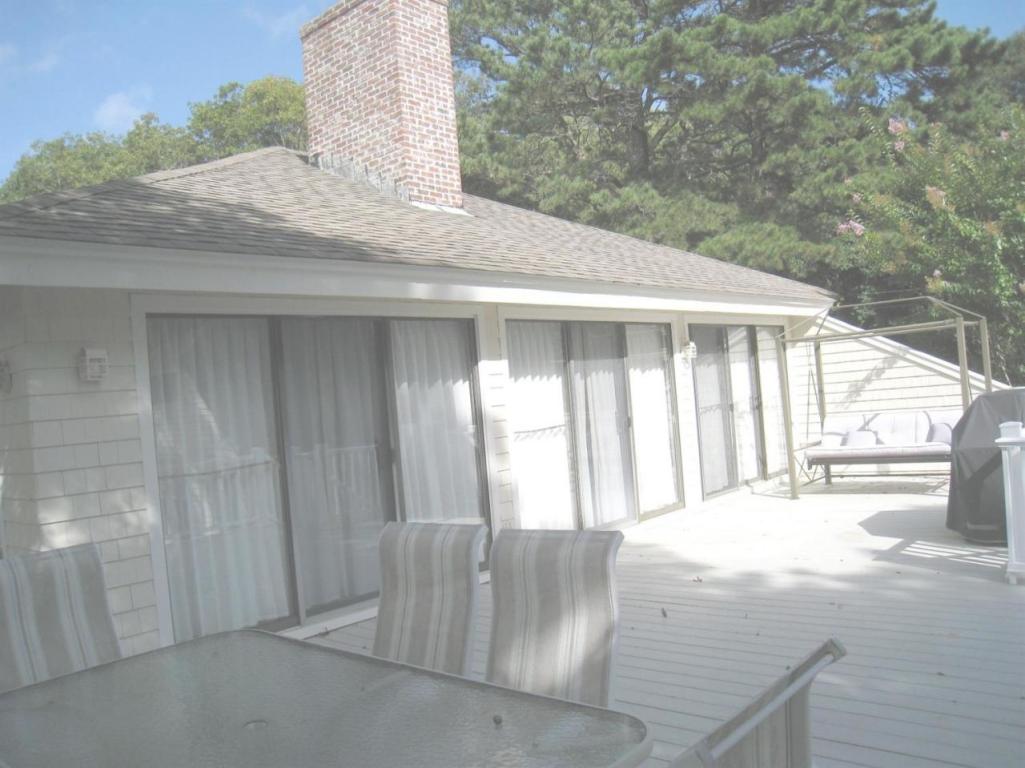 72 Clamshell Point Ln, Cotuit, MA 02635 photo 4