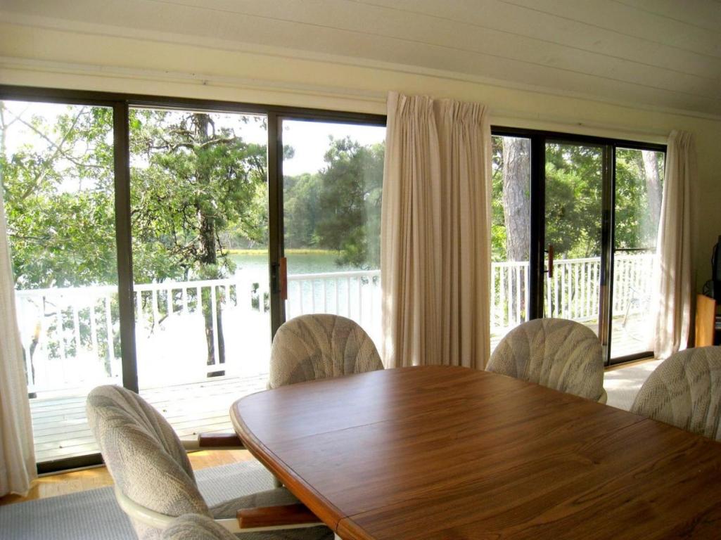 72 Clamshell Point Ln, Cotuit, MA 02635 photo 13