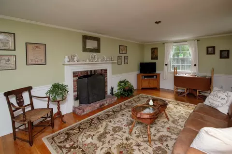 21 Bayberry Ln, Centerville, MA 02632 photo 2