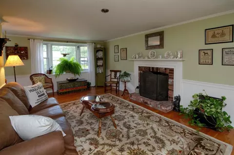 21 Bayberry Ln, Centerville, MA 02632 photo 3