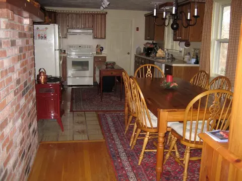 305 Braggs Ln, Barnstable, MA 02630 photo 5
