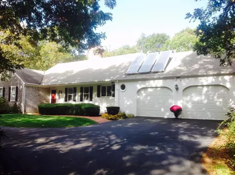 305 Braggs Ln, Barnstable, MA 02630 photo 1