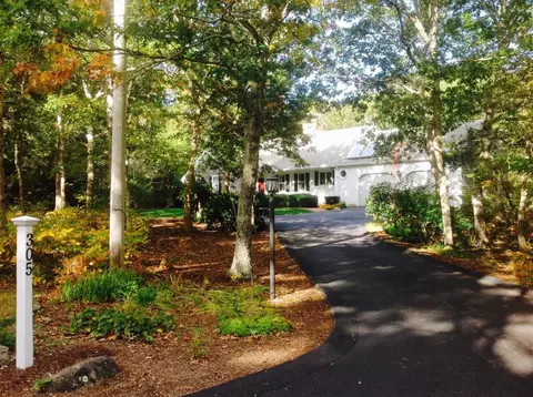 305 Braggs Ln, Barnstable, MA 02630 photo 26
