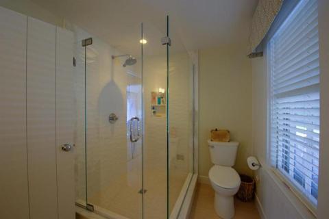 138 Pine Ln, Barnstable, MA 02630 photo 23