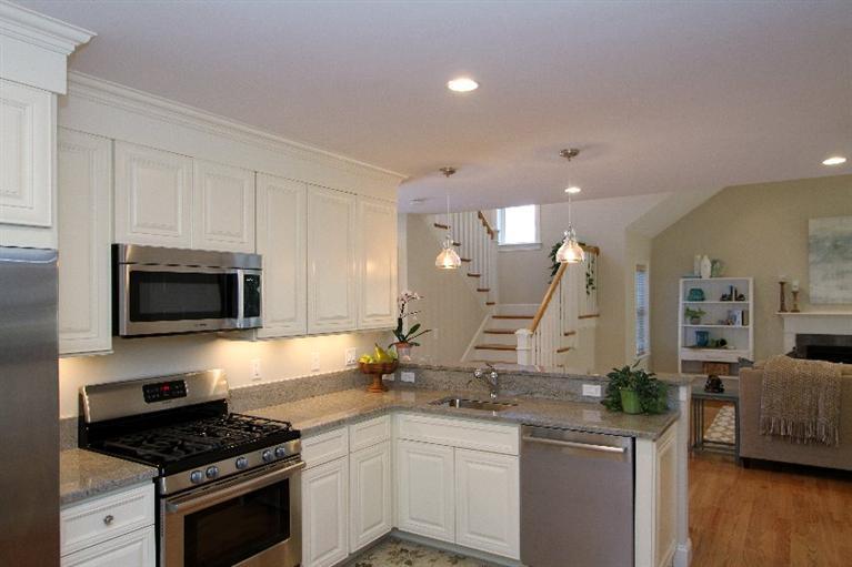 16 Cottage Ln, Mashpee, MA 02649 photo 11