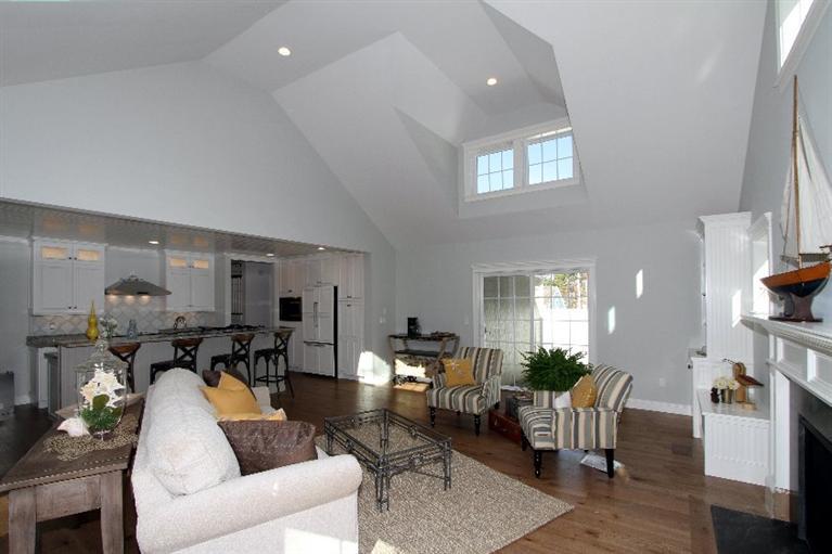 8 Cottage Ln, Mashpee, MA 02649 photo 11