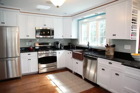 48 Harrison Rd, Centerville, MA 02632 photo 2