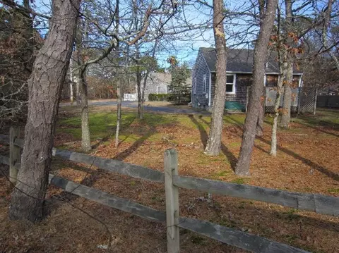 70 Pine Needle Ln, Eastham, MA 02642 photo 1