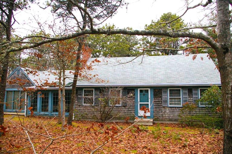 370 Aspinet Rd, Eastham, MA 02642 photo 1