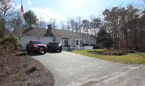 85 Outpost Ln, Centerville, MA 02632 photo 3